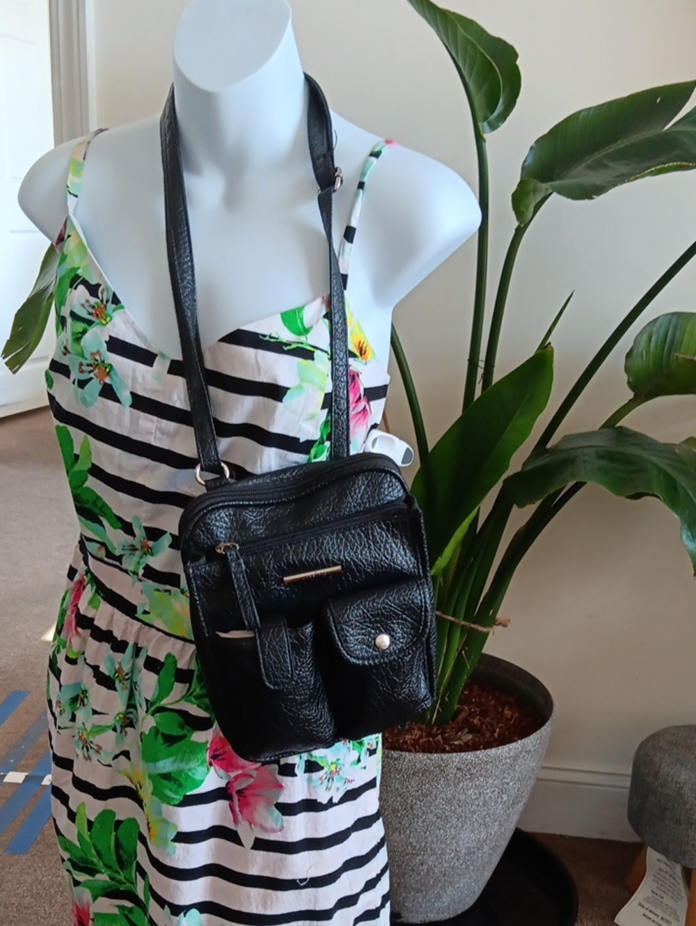 Jaclyn Smith Crossbody Bag
